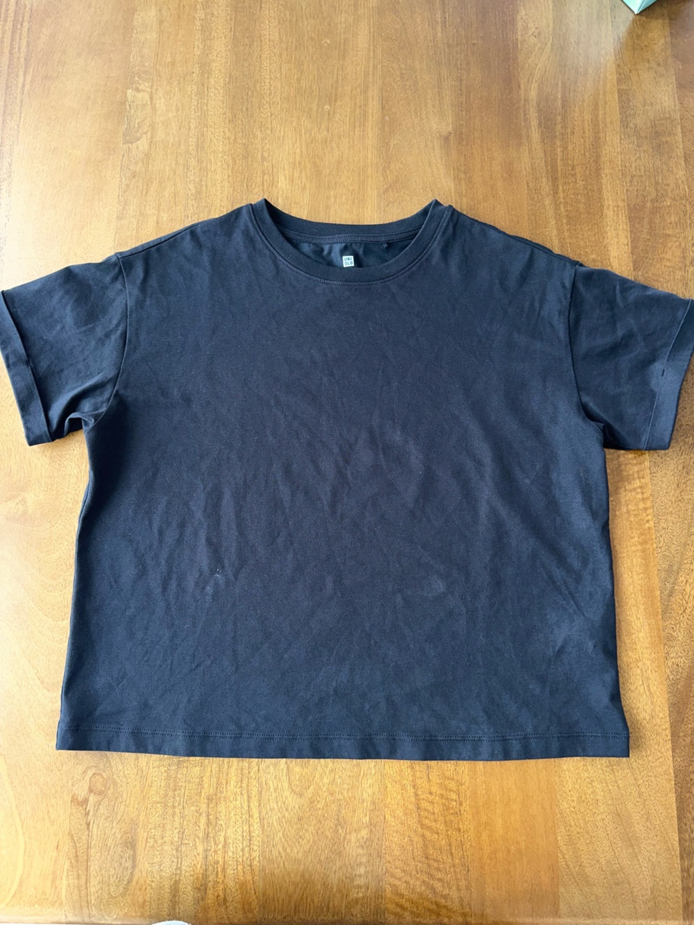 Black Baby Tee - Uniqlo